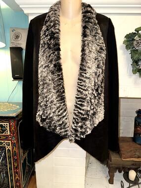 DOLCE CABO FAUX FUR LINED ASYMMETRIC MIXED MEDIA CARDIGAN SWEATER JACKET M